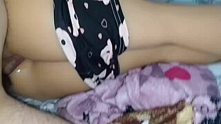 Damn Hot! Feasting on Venezuelan Pussy After a Wild Party Night!