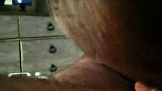 An amateur woman made a blowjob using a fruit roll-up, not very neat