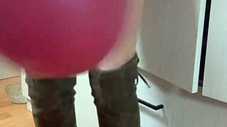 The mistress, Elza Kom, is very fond of playing with her tongue
