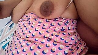 Massaging Wet Pussy Lips to Squirting Orgasm