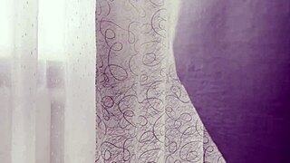 Hot Algerian Milf Gets Horny During Cleaning Time