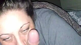 why is this white milf bobbing on that tiny dick?