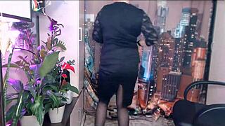Aimee, hot MILF, is a married mom, full of surprises
