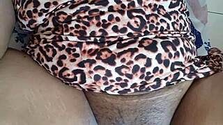 Hot Indian lady masturbates and squirts with excitement