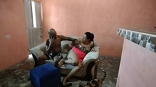 Cheating husband fucks curvy cousin’s big ass at gym