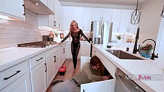 the ring is just a suggestion hun now think twice before passing a body like mine