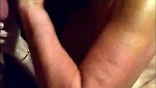 Mature hotwife Candi Annie craves midnight cum now!