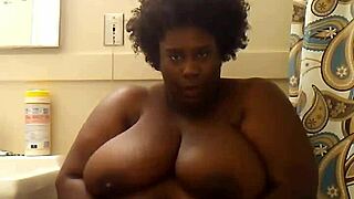 Appetizing girl from Indiana indulges in solo play