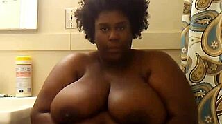 Appetizing girl from Indiana indulges in solo play