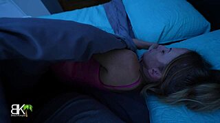 A junior man sneaked into step mom’s bed after having a nightmare - 2of3