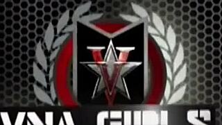 Vicky Vette's big tits cougar action with orgasms and girl-on-girl kissing 😏