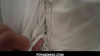 बस्ट्टी स्टेपमॉम के रूप में स्टेपसन को ओरल लेक्चर देना मुझे बहुत पसंद है!