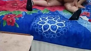 Hot arab milf wife shows off her sexy ass.