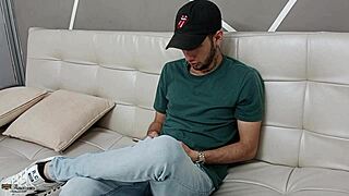 वाइल्ड पार्टी नाइट के बाद हॉर्नी सौतेली बहन के लिए क्रीमपाई