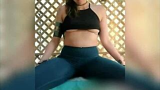 मेरी पियर्स्ड चूत को आउटडोर्स हार्ड फकिंग