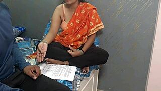 हॉट आंट बेंट ओवर फॉर वाइल्ड एशियन अस लिकिंग!