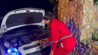 Pregnant mechanic trades blowjob for her payment!