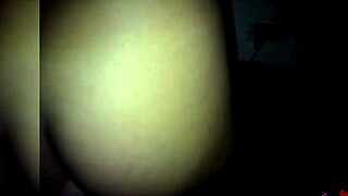 primer anal de mi comadre le dolió mucho al principio porque tiene el culo virgen pero al final me corrí dentro y le gustó mucho