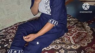Step sister Indian Desi girl shares steamy bathroom moment