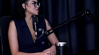 check out the best moments from carlos urach's preliminares podcast with bia hot and pri melancia part 4