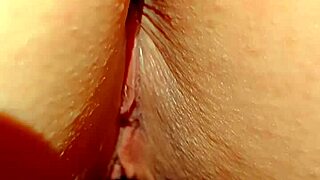 Blonde Amateur Milf Grinds And Spreads Legs, Moaning With Close-Up Pussy Flashing