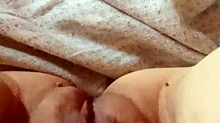 Milf Opens Pussy Wide for Hardcore Action