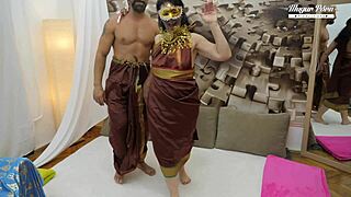 सिसी हेयर मेच्योर लेडी बिग नेचुरल एसेट्स के साथ सक्स और फक्स करती है।