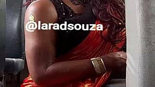 I’m hooked on Indian crossdresser Lara Dsouza’s sexy bus video!