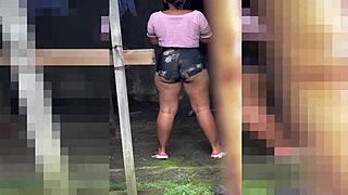 Neighbor exploits humble Morena during workout for a quick blowjob deal