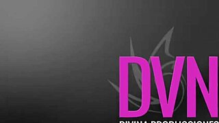 infiel - ella acepta trío anal con doble penetración para mantener su secreto