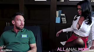 veronica avluv psychologist teasing at work?