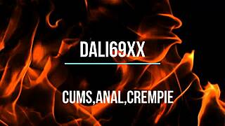 Con Ese Culo Bailando Me Corro Enseguida, Damn Hot Latina!