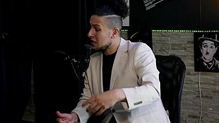 Como Criou Seu Nome Artístico? Sua Massagem É Voltada Pra Fetiches? Transou Com Uma Mulher Que Teve Squirting E A Diferença?