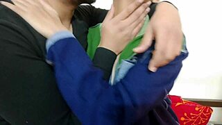 कभी इंडियन देसी हार्डकोर ट्राई किया किचन में डर्टी हिंदी टॉक के साथ?