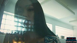 Harley Dean Strips in Studio?