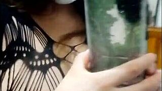 damn, on christmas i'm waiting for men to fill me with cum