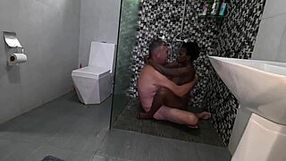 morning shower sex is amazing, she makes me lick her pussy after cumming 😍💦