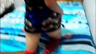 damn, on christmas i'm waiting for men to fill me with cum