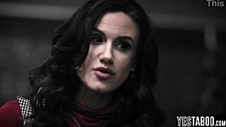 बिग ऐस लैटिना टीन टीचर्स स्टीपसन को गुड ग्रेड्स के लिए फक करती है?