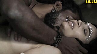 यो, यह इंडियन ट्राइब सेक्स सीन बिल्कुल आग है, मत छोड़ो! 🔥