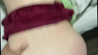 Mature Latina Woman Moans Loudly During Homemade Curvy Fucking Session