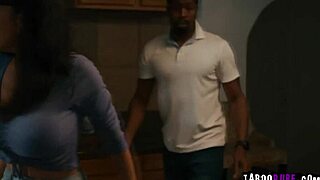 yo, newlyweds little puck and isiah maxwell sneak an intimate pounding session