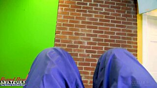 i'm kayla sucking dick to get my pussy and ass fucked