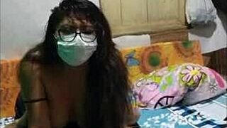 mi hermanastra se sube en mi pecho y tenemos una interaccion intima con orgasmos