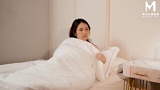 18 202205 60yo tennessee slutwife over sawhorse dual view fucked with dildo and cock very vocal 30 second long cum at 10 30