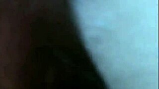 मैंने अपने दोस्त की सौतेली बहन को कोने में किया और आखिरकार जो चाहता था मिला