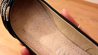 Violet dominates with her feet in fetish session