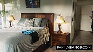 Mature MILF Elexis Monroe Gives Tiny 18+ Stepdaughter Leah Gotti Hot Fucking Lesson!