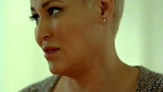 Does the stepdaughter show her stepmom how to squirt with masturbation teen big tits mother in law lesbian oral young