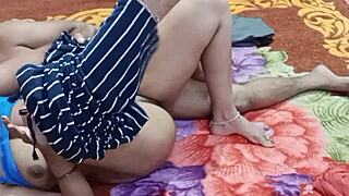 hot and sexy desi juicy bhabhi spends time with boyfriend at home